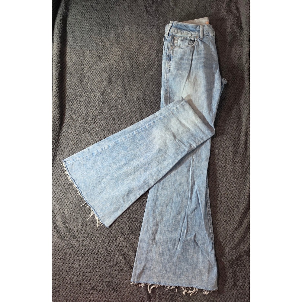 Ariat REAL Denim Perfect Rise Flare Jeans Light Wash Raw Hem 30R